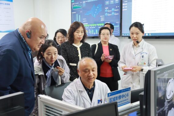 “中国在应对全球健康挑战中发挥重要作用”——专访世卫组织西太区主任蒲慕康